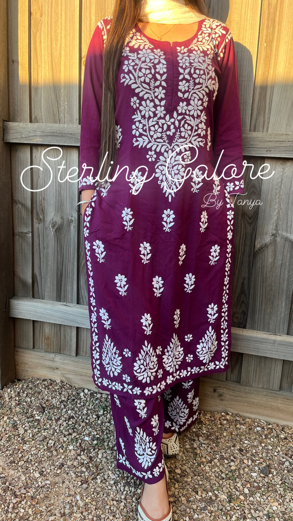 Modal Chikankari set