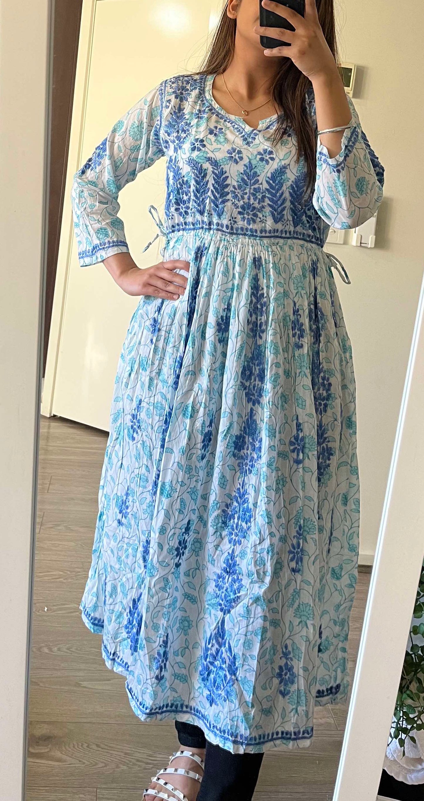 Chloe ( Chikankari Kurti)