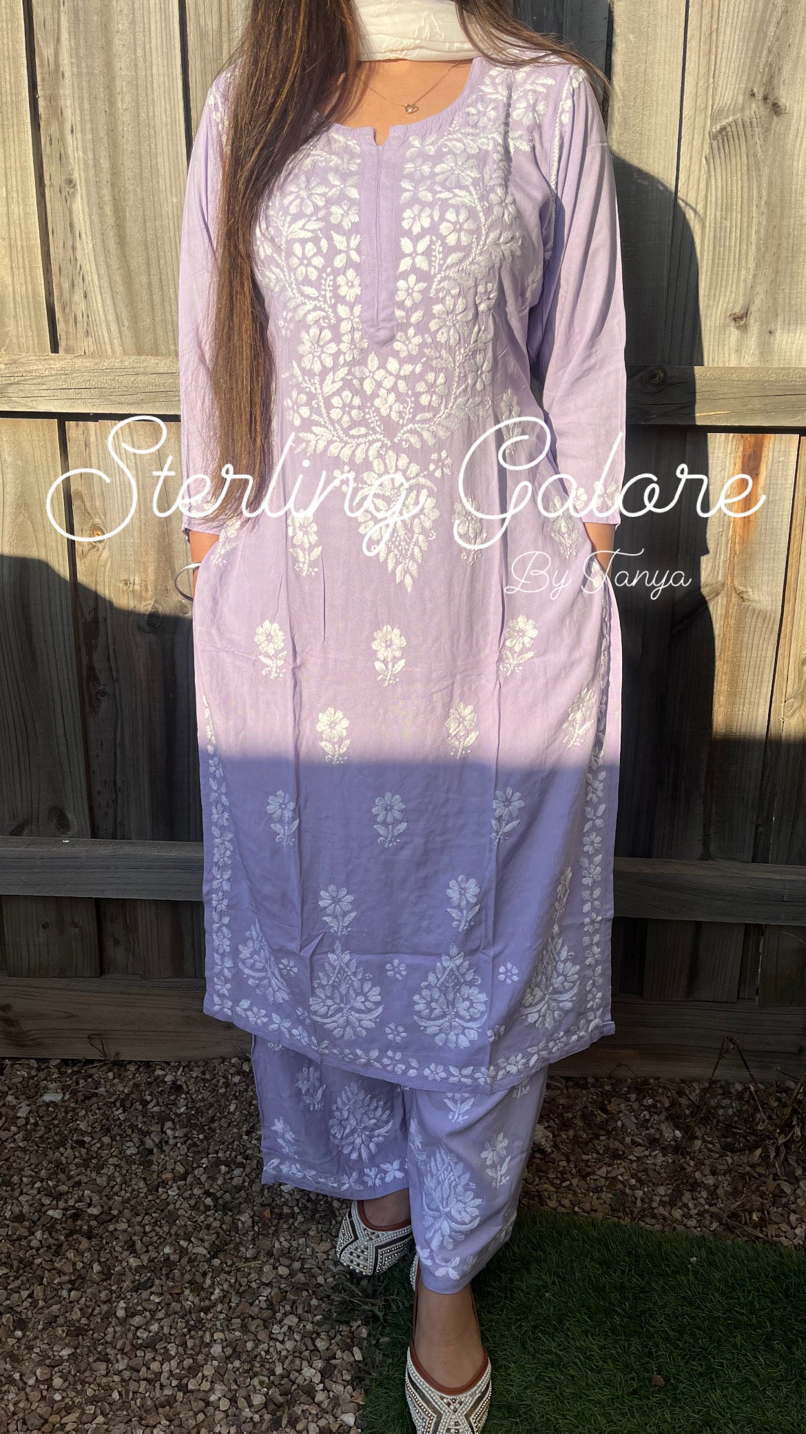 Modal Chikankari set