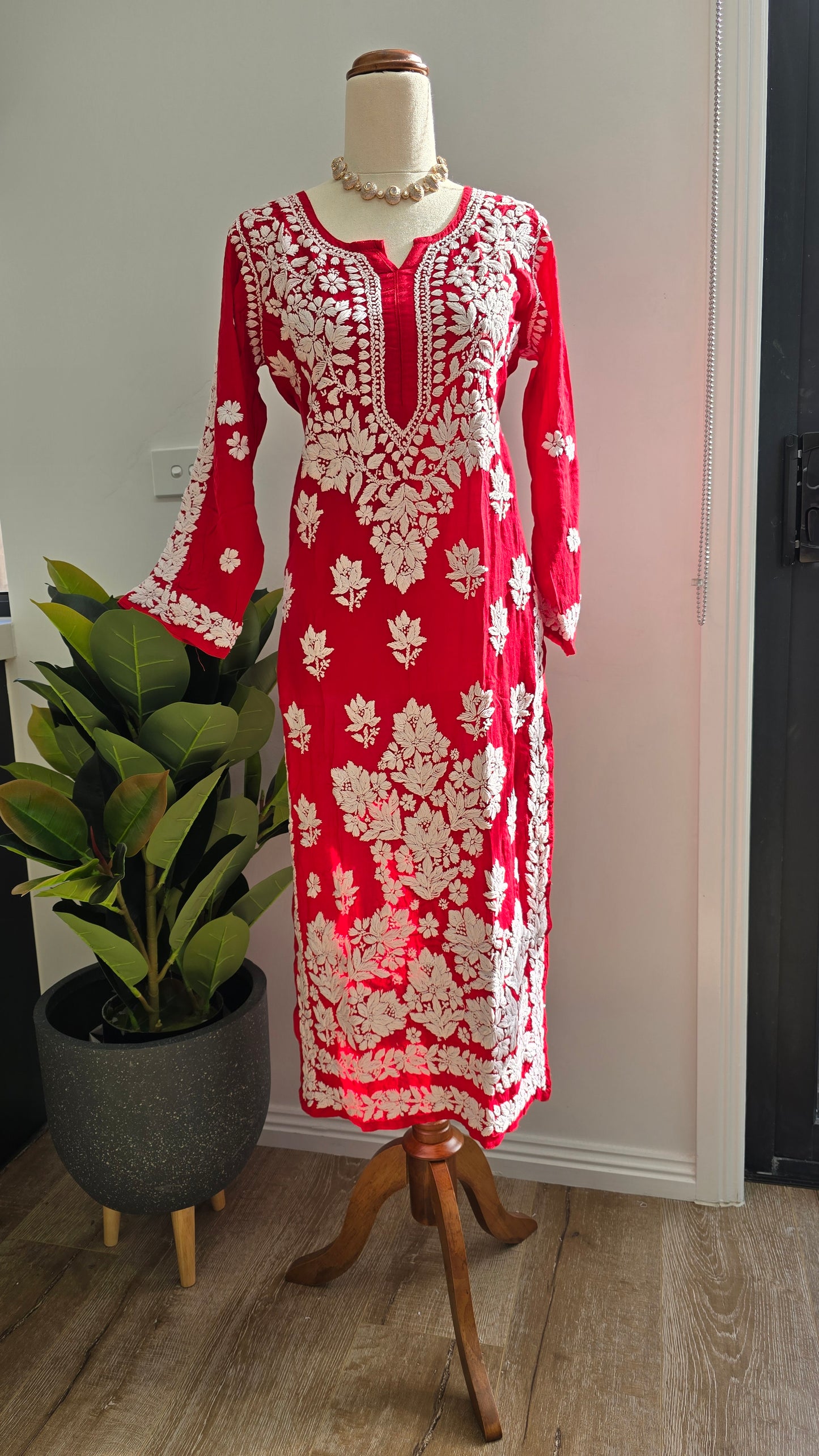 Madhu (Colours available)