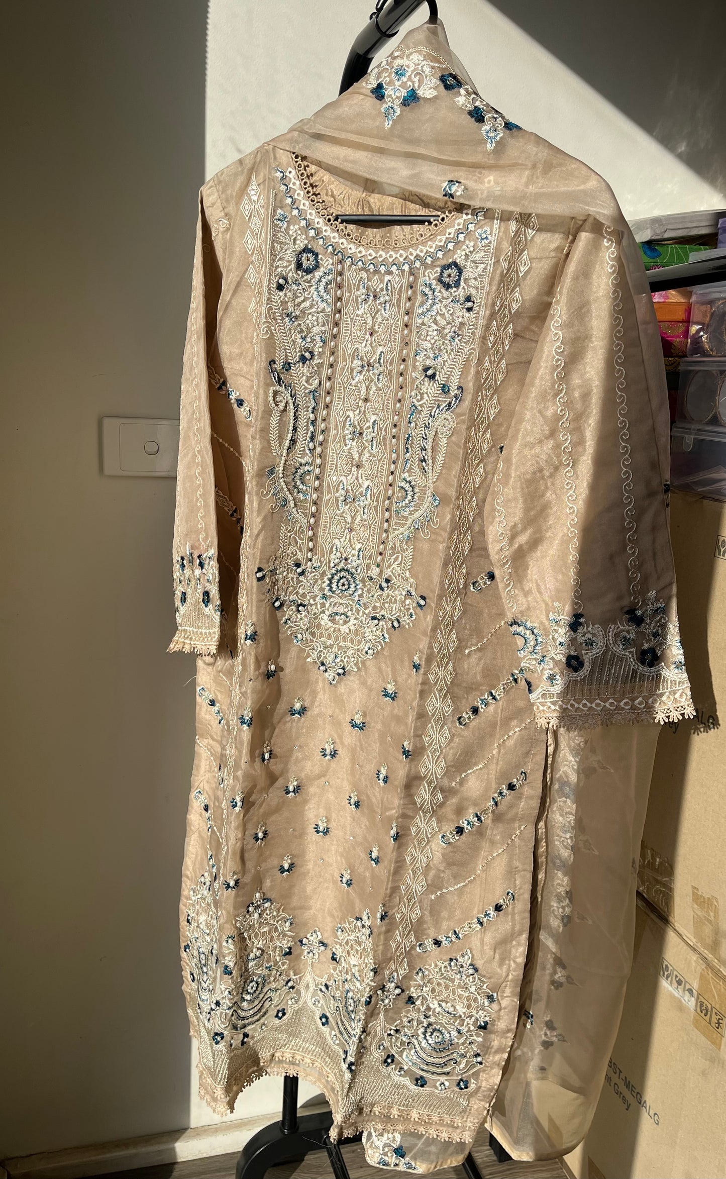 Lahoriye collection