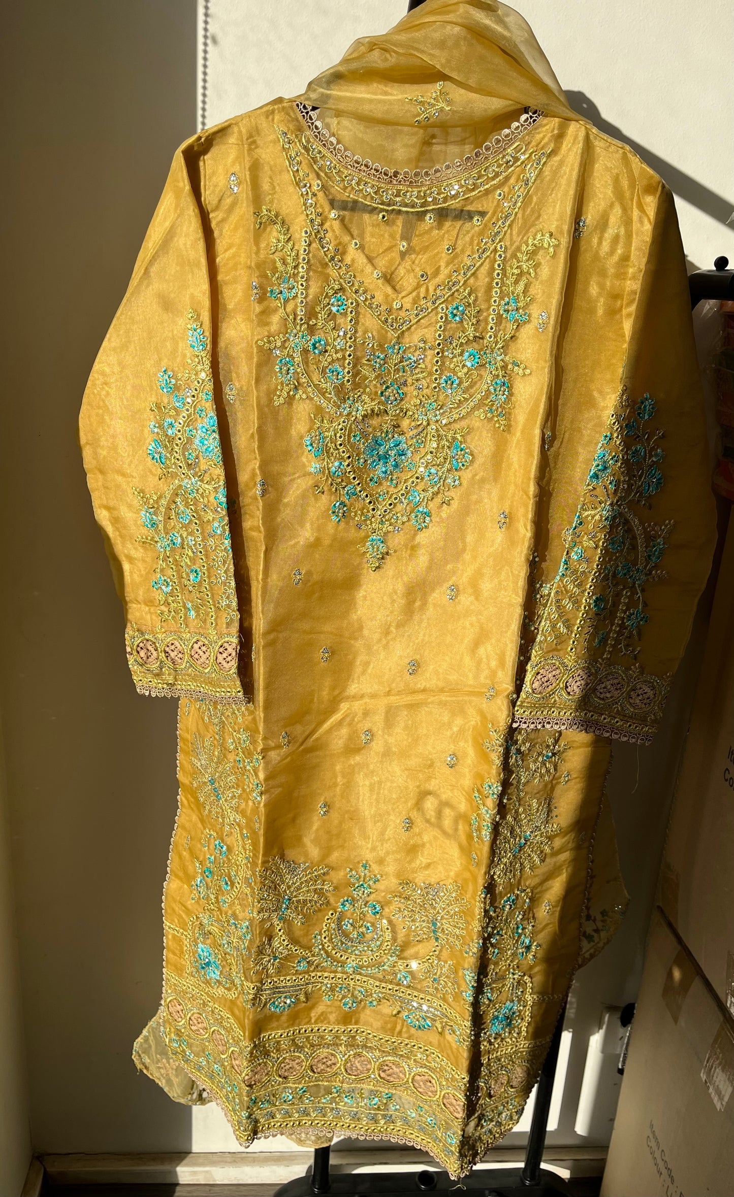 Lahoriye Collection