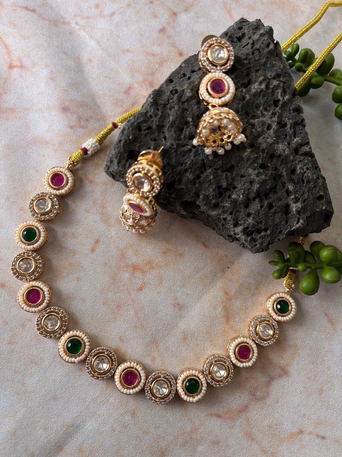 Sakshi (Colours available )