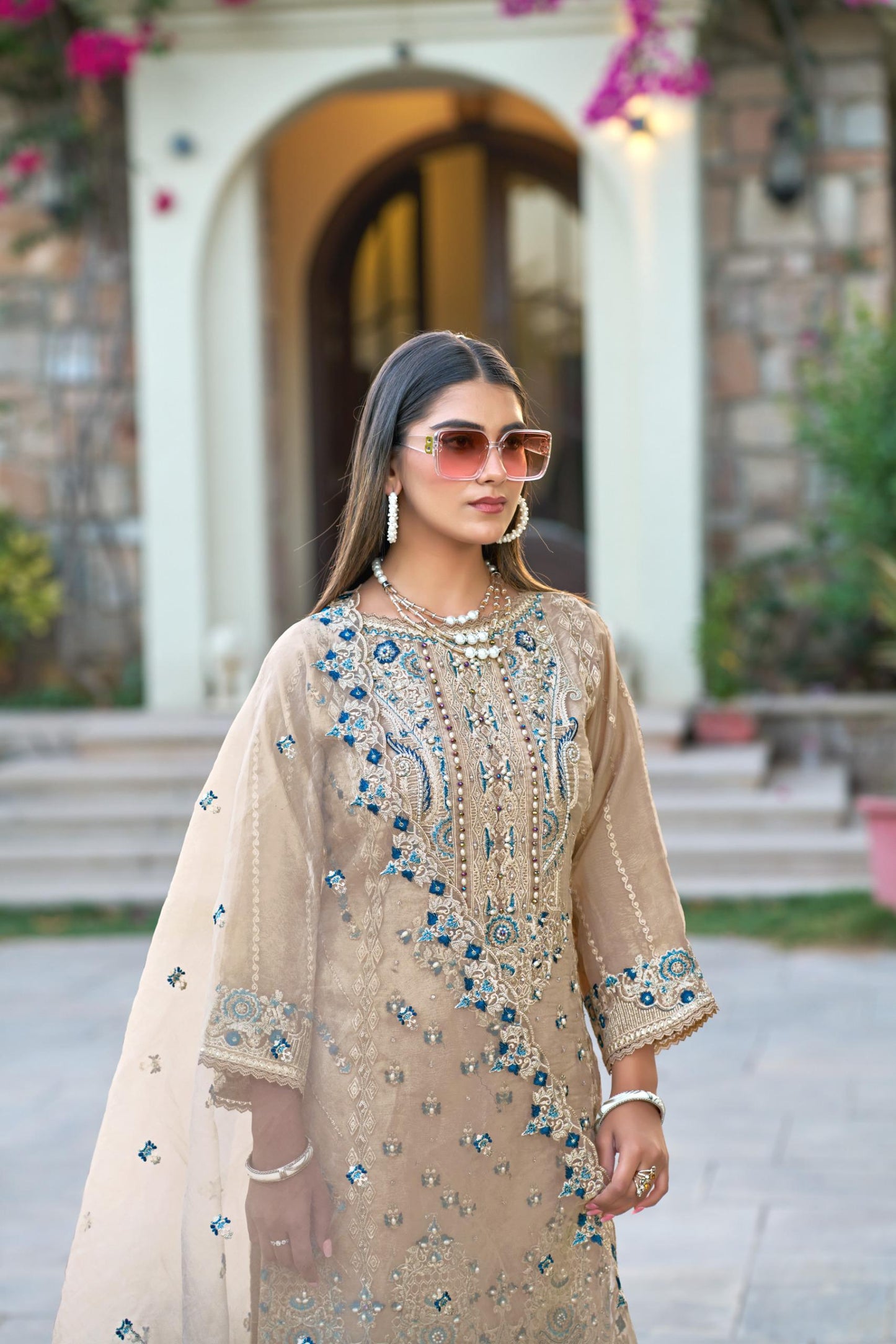 Lahoriye collection