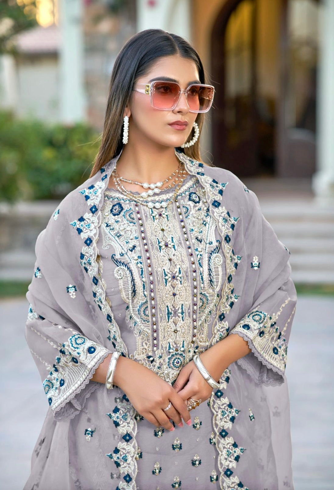 Lahoriye collection