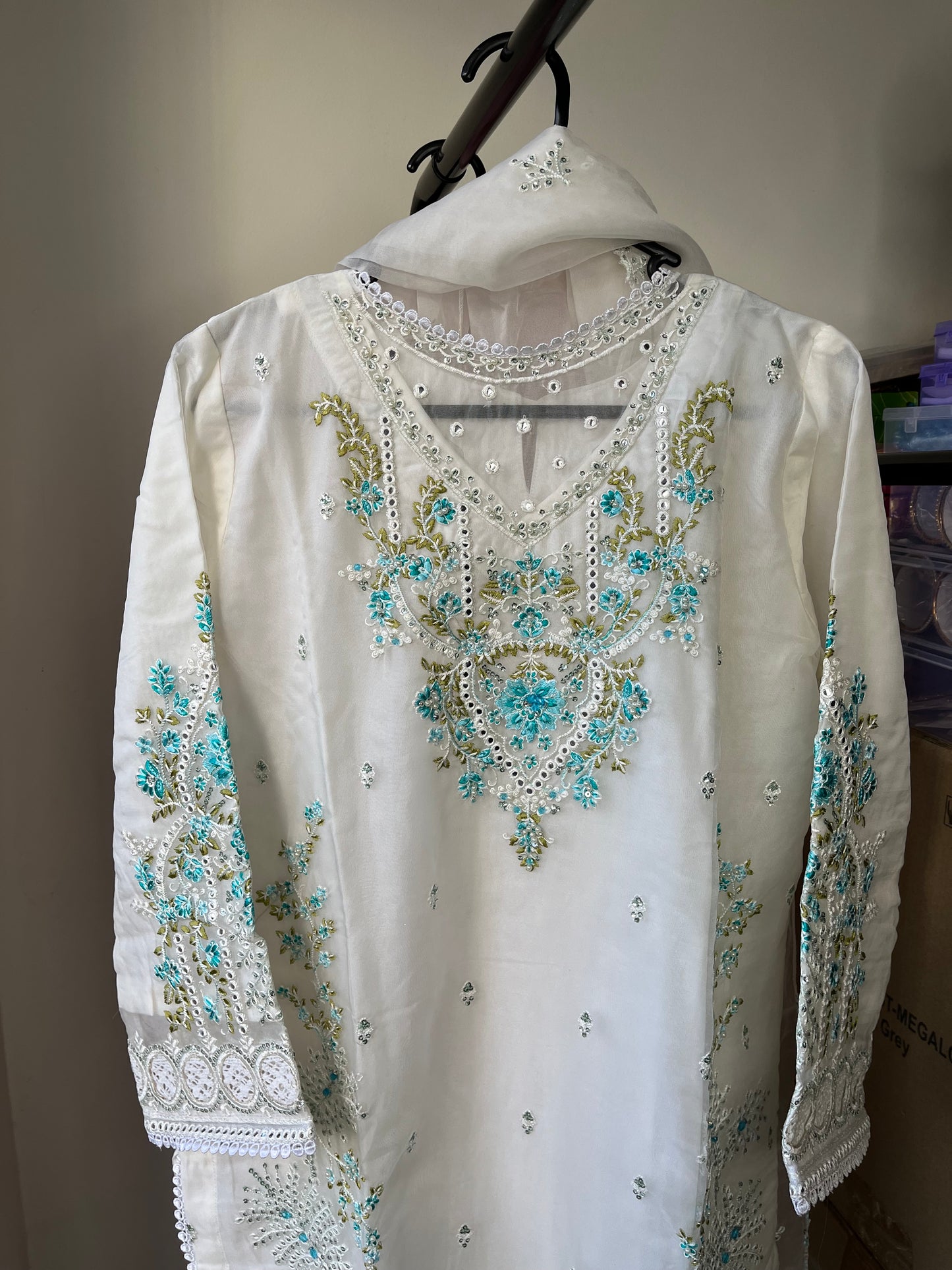 Lahoriye Collection