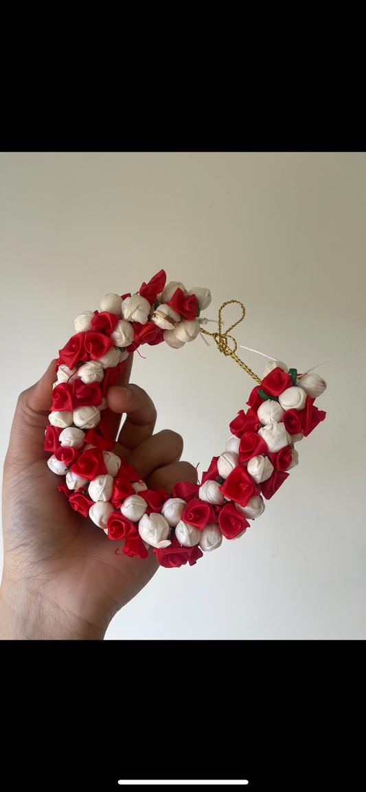 String Gajra (Colours available)