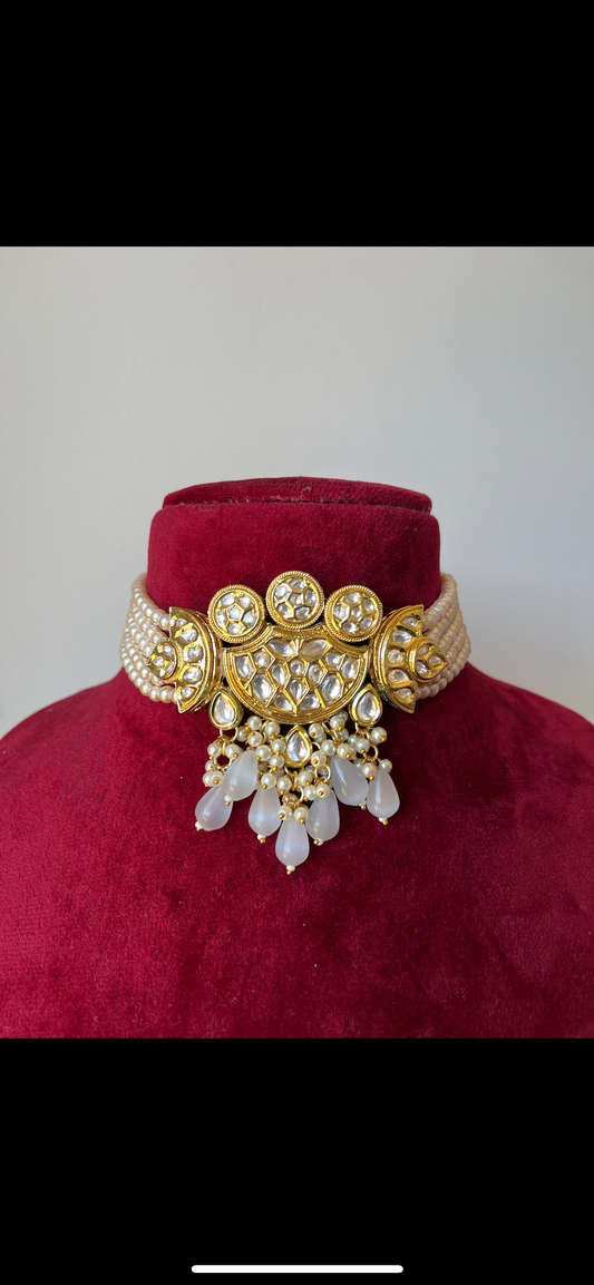 Sophia ( Crystal Kundan set)(Colours available)