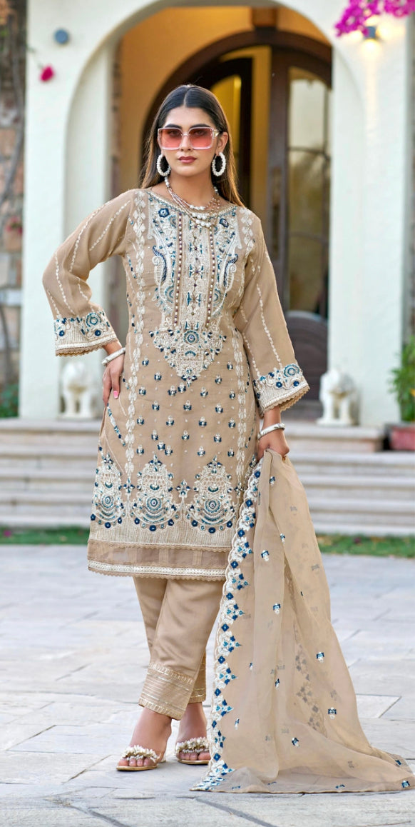 Lahoriye collection