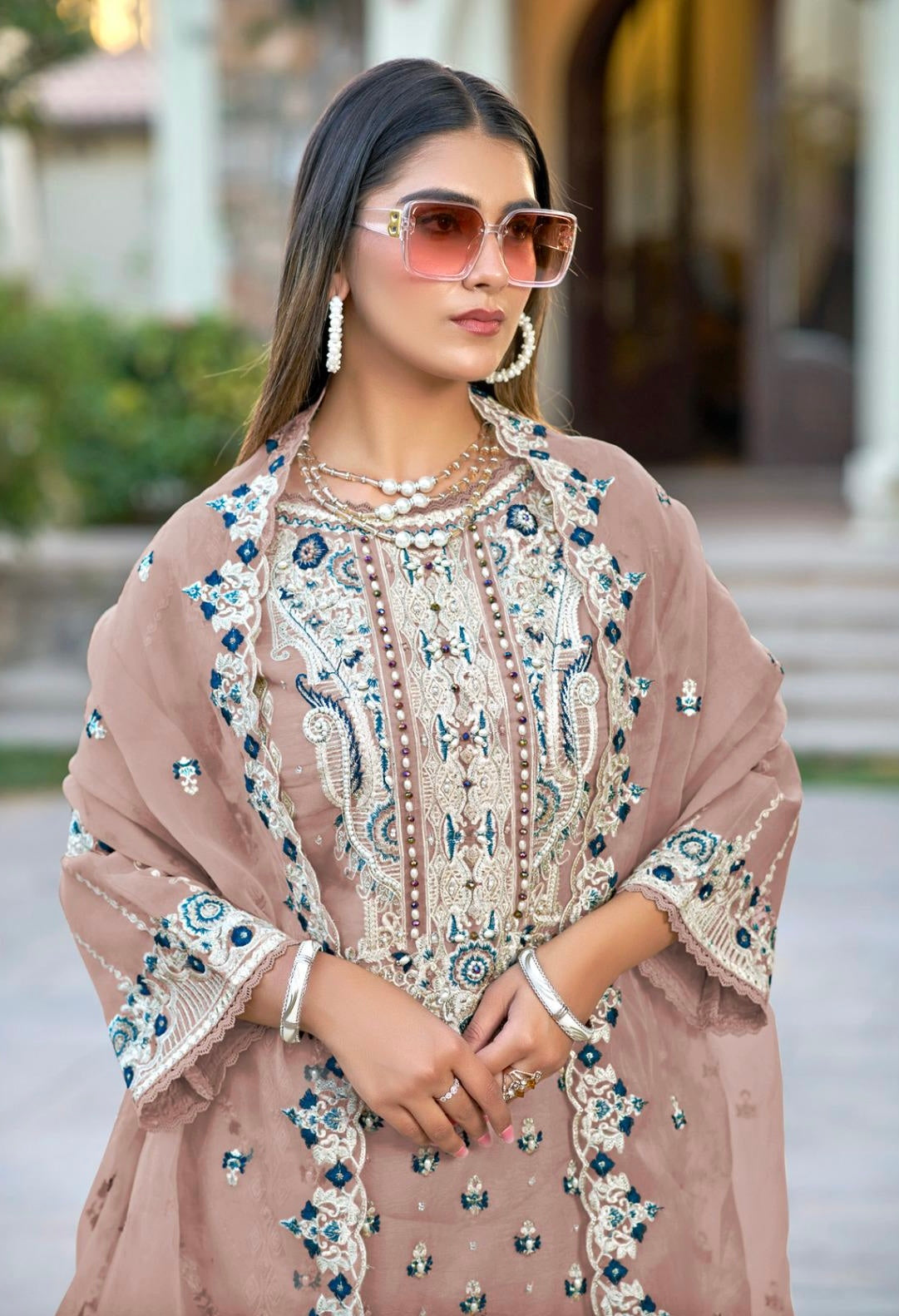 Lahoriye collection